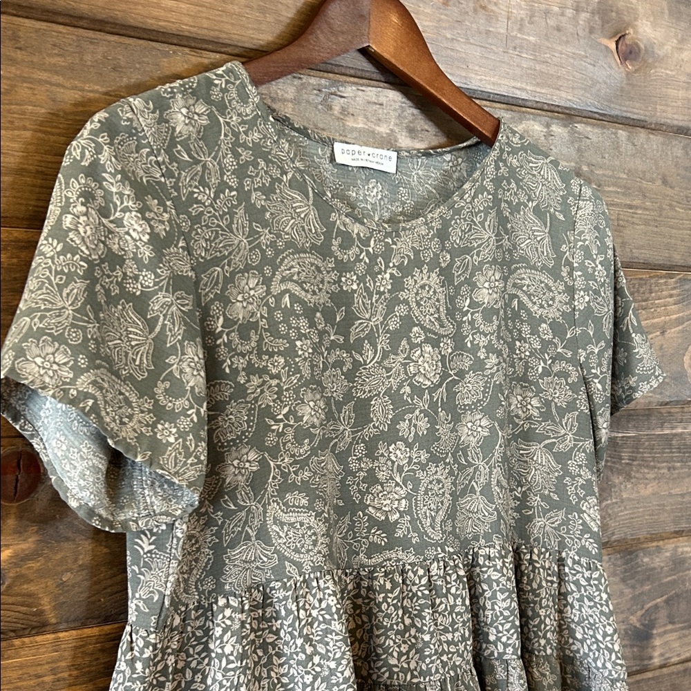 Paper crane Sage Floral Peplum Blouse - Picture 3 of 5
